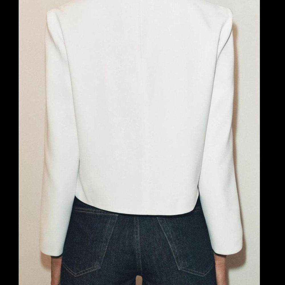 jackets - Picture 6 of 8